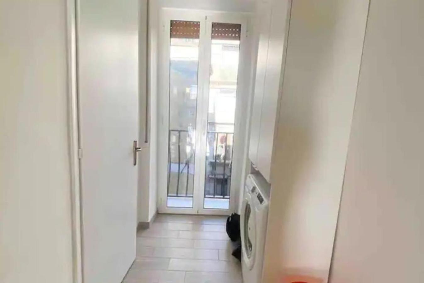 Apartment Ave G.p. With Balcony